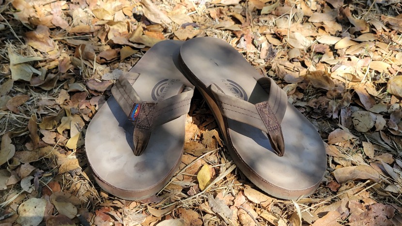 flip flops men - the rainbow premier leather flips have a classy, natural look and...