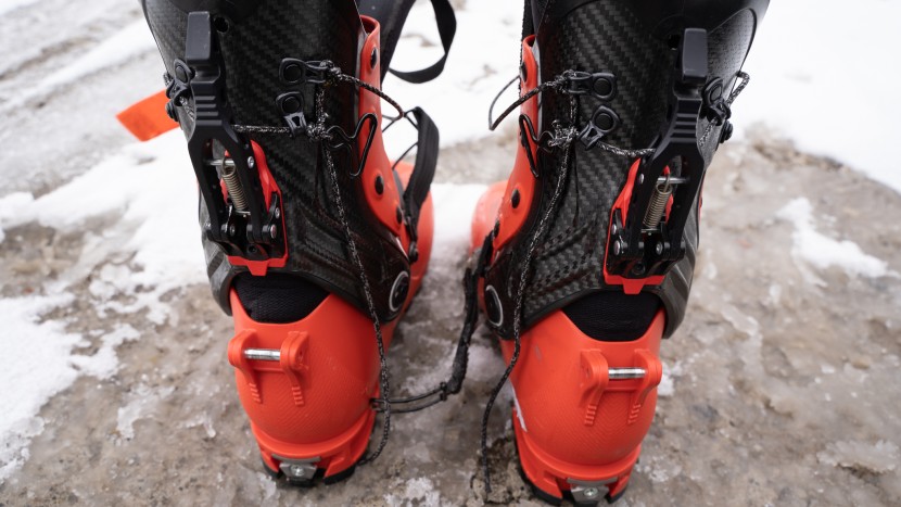 atomic backland ultimate - one lever in the rear of the backland ultimate serves to lock the...