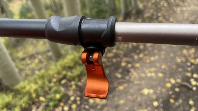 the durable aluminum lever locks on the rei traverse.