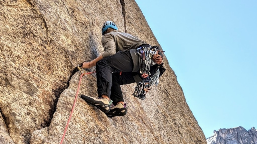 black diamond solution guide - our lead tester on the sharp end in the black canyon of the gunnison...