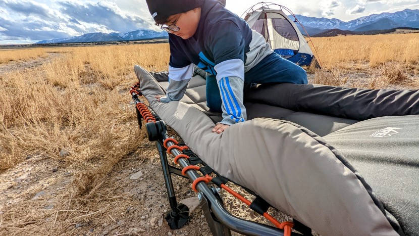 rei co-op wonderland comfort cot - it's a simple addition to the design, but the thick perimeter...