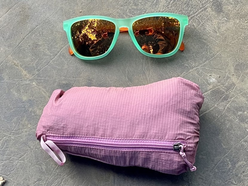 running jacket womens - the impressively packable houdini weighs around 3 ounces and packs...