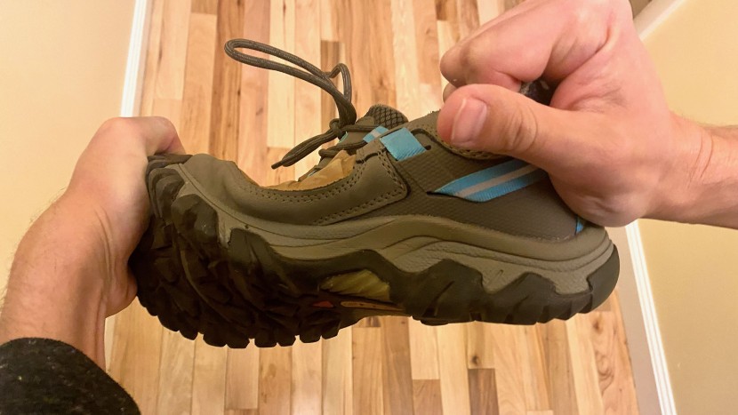 the targhee demonstrating its impressive lateral support system...