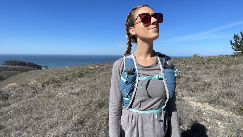 ultimate direction mountain vesta 5.0 for women - the thick front straps stay secure so once the pack is fit to your...