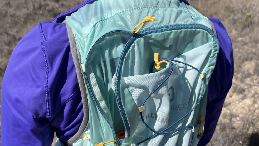 ultimate direction ultra vesta 6.0 for women - since you can't access the main pocket while running, we utilized...