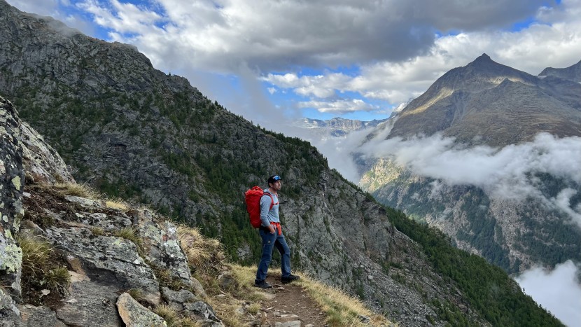 arc'teryx aerios fl 2 gtx - light pack, light shoes. this is where hiking shoes are really useful.