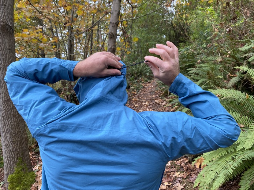 while we loved the hood design on the stretch ozonic, we found that...