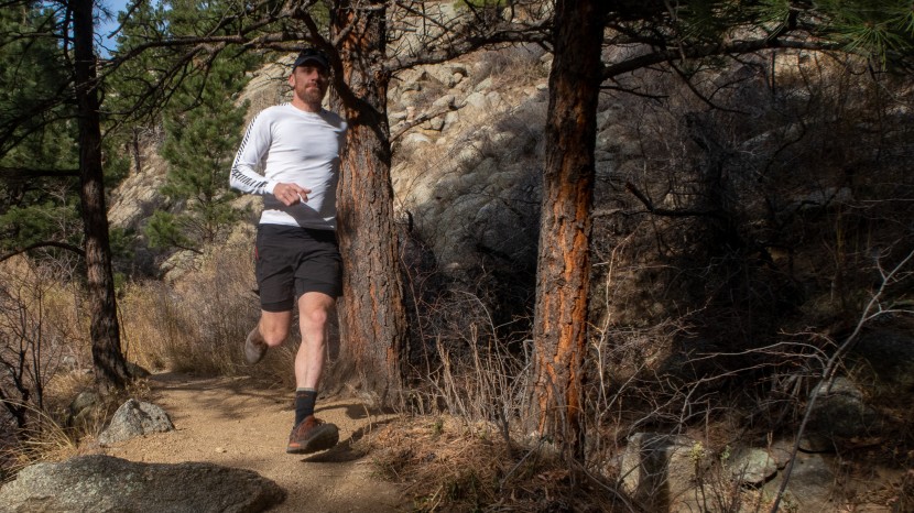 base layer men - the synthetic helly hansen lifa stripe crew is a worthy base layer...