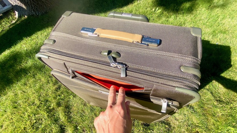 briggs &amp; riley baseline large expandable spinner - one of the key changes in the most recent update to the briggs &amp;amp;...