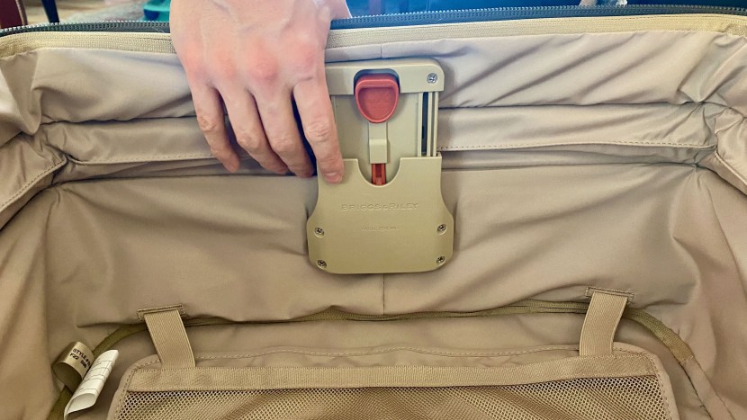 briggs &amp; riley baseline large expandable spinner - the new one-touch cx expansion button is a recent upgrade to the...