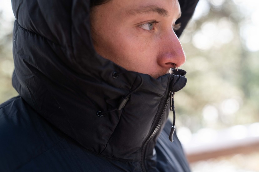 columbia pike lake - the pike lake's collar zips up to cover the mouth, and you can cinch...