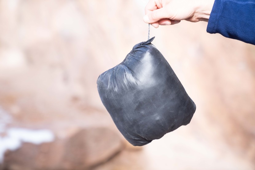 patagonia das light hoody - the ability to stuff into the front pocket is a nice feature in...