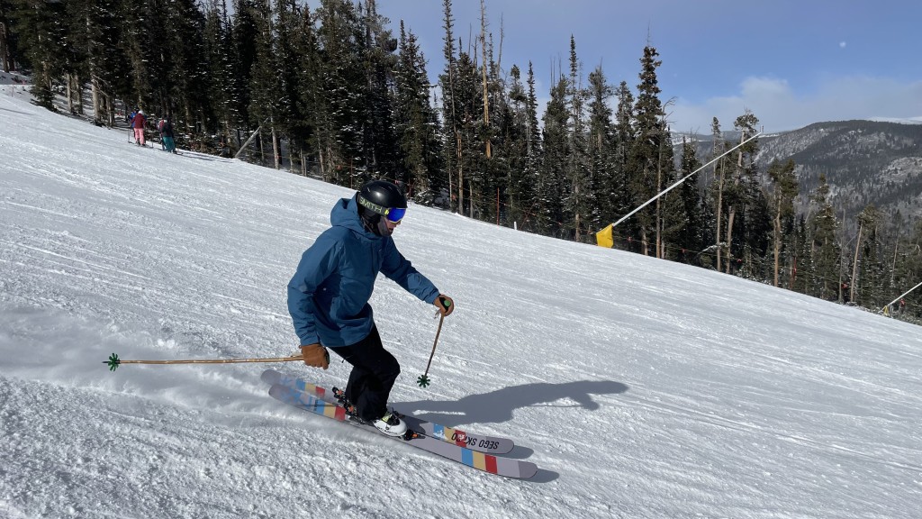 patagonia powder town - the powder town looks great and fits perfectly, while keeping water...