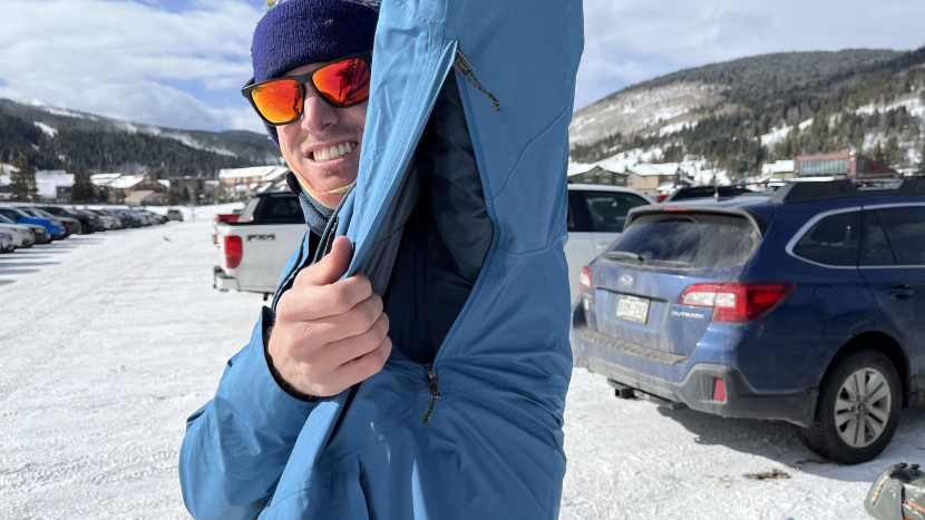 patagonia powder town - long vents without mesh  are great for ventilation, but the hanging...