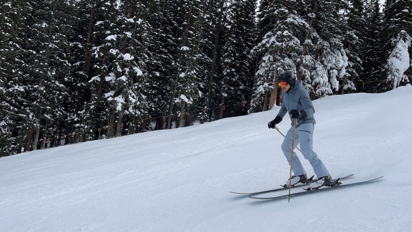 patagonia upstride jacket - skiing groomers in the patagonia upstride.