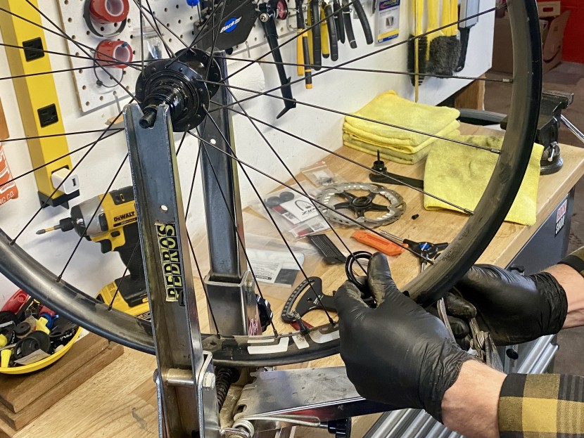 enve am30 - the enve am30 wheels feature nipples that can be twisted without...