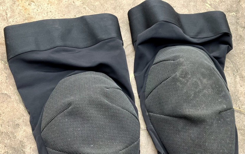 rapha trail knee pads - the high-quality materials and pliable armor feel exceptionally...