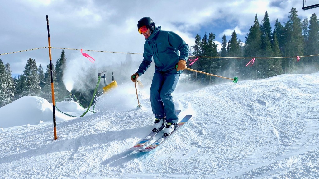 patagonia powslayer - the powslayer is a nice hard shell pant for mostly resort skiing...