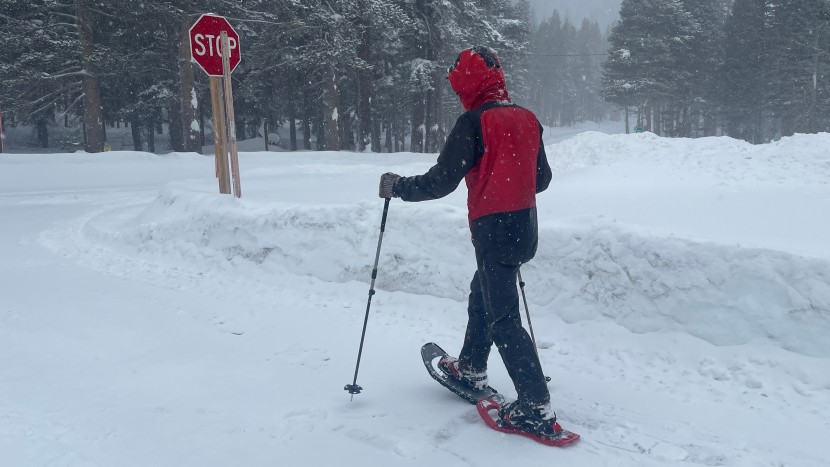 snowshoes - snowy roads with two different snowshoes give us data for this metric.