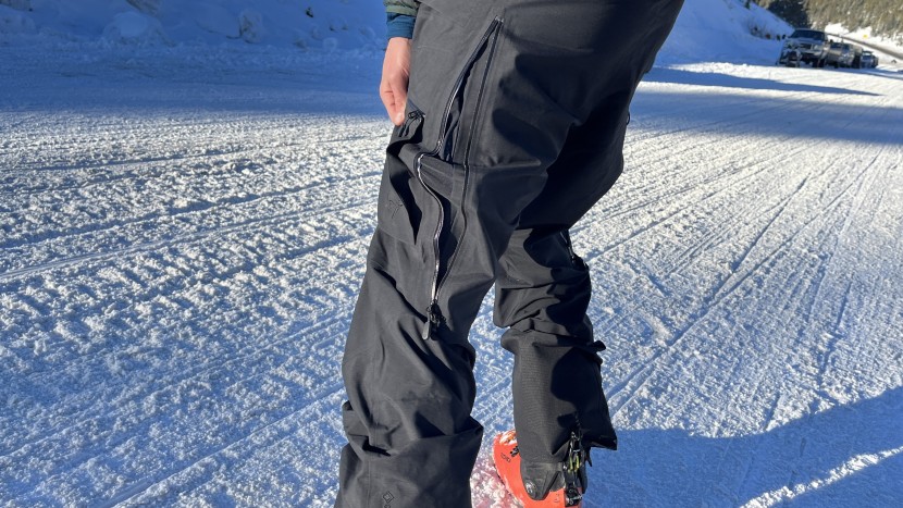 norrona lofoten gore-tex - long thigh vents help with ventilation, and the mesh covering...