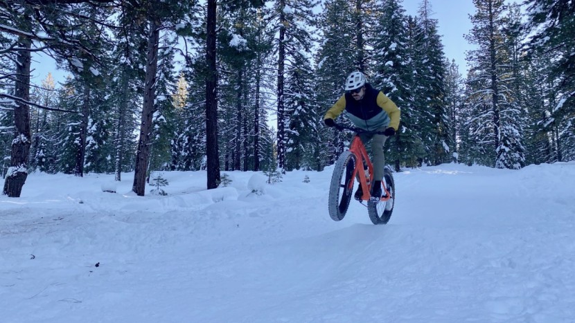 canyon dude cf 7 - fat bikes aren't exactly playful, but the dude feels snappy and...