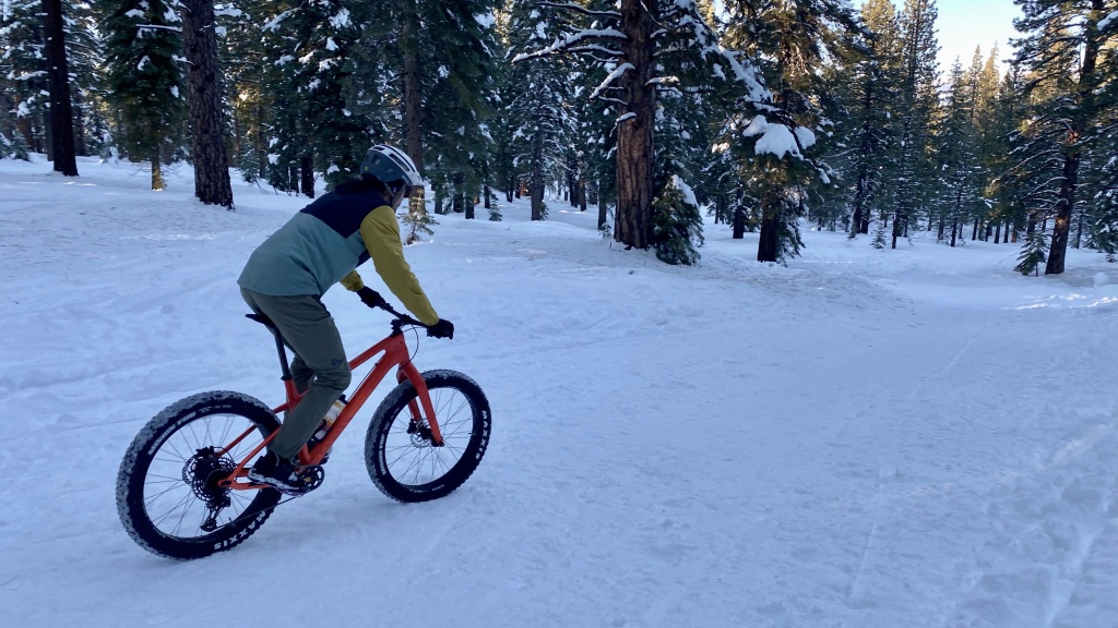 canyon dude cf 7 - the dude is a quality fat bike with a relatively well-rounded...