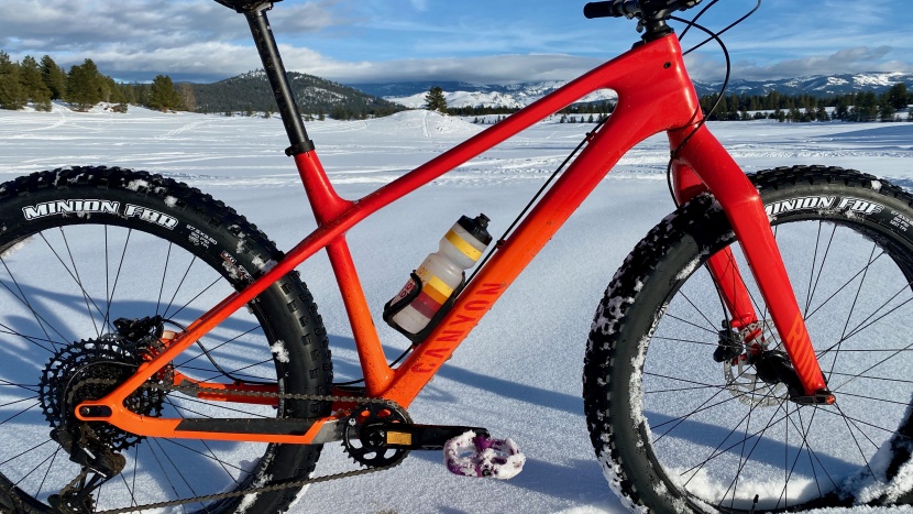 canyon dude cf 7 - can't say the dude isn't a good-looking bike. the carbon frame has...