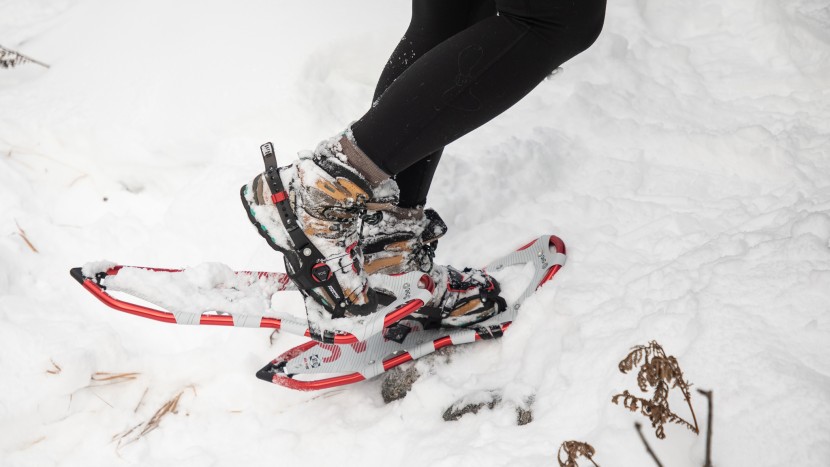 atlas run - these minimal snowshoes do not have a heel lifts as running in them...