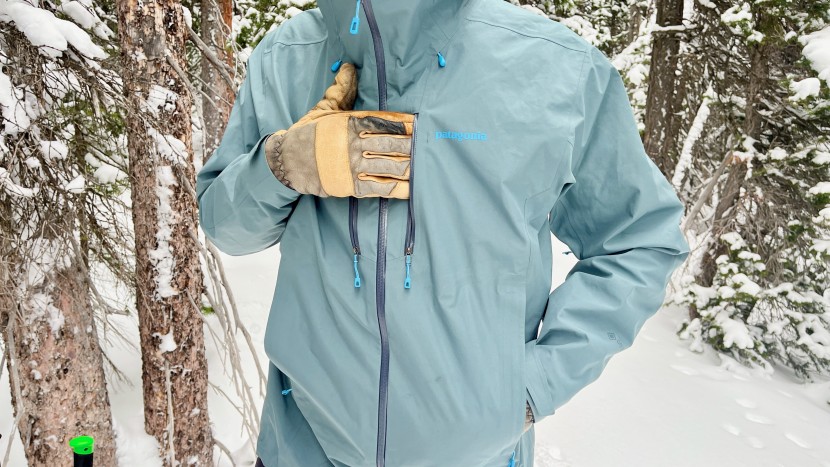 hardshell jacket - the patagonia triolet's two side hand pockets and two front chest...