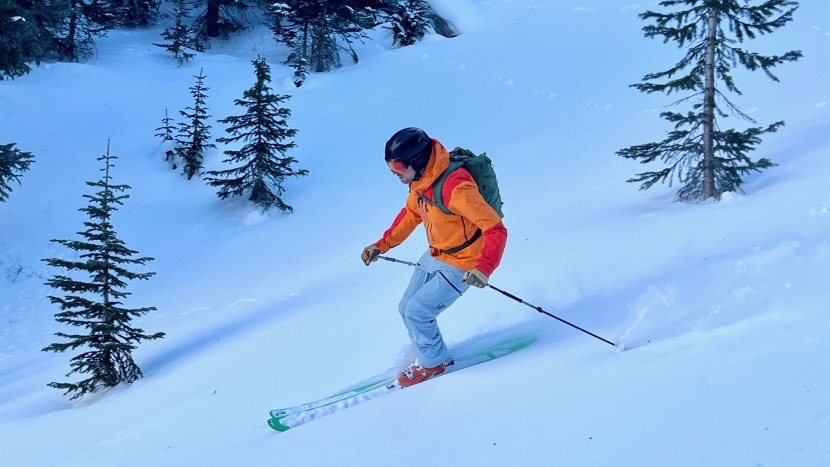 norrona trollveggen gore-tex pro light - the trollveggen light is a great option for ski touring, thanks to a...