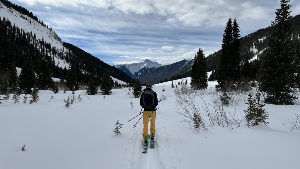 coros apex pro 2 - steep skiing is one of the best ways to test a gps watch - technical...