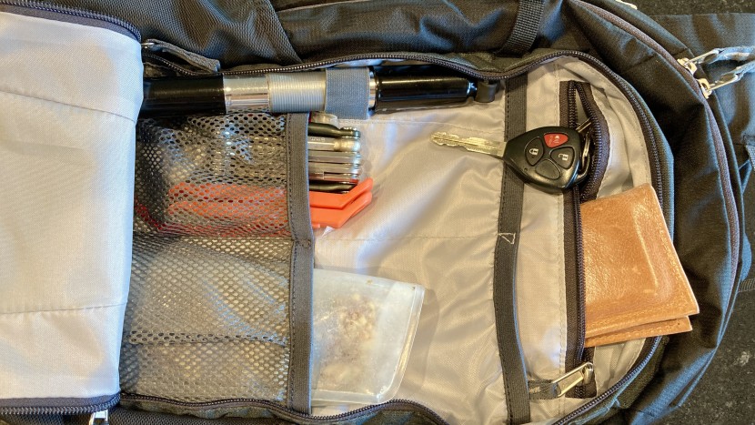 for those who like to be organized, the exp 14 has plenty of small...