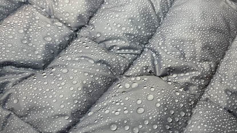 rei co-op 650 for women - the dwr finish on the 650 down does a solid job repelling light...