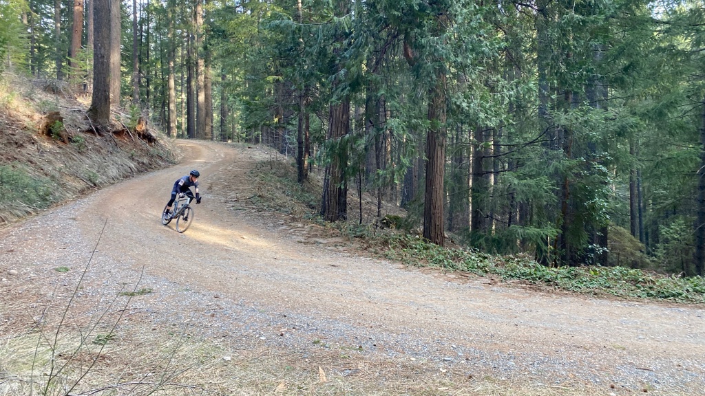 yt szepter core 4 - the szepter is fast and comfortable on the descents thanks to its...