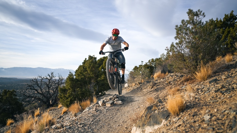 hunt trail wide mtb - while 5 degrees isn't the fastest engagement, it's far from terrible...