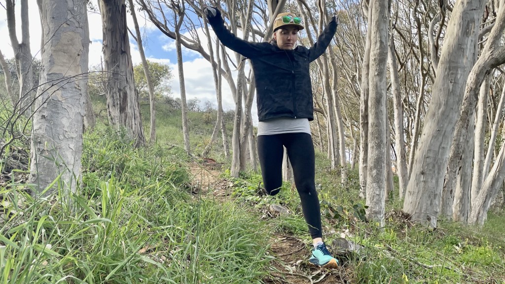 topo ultraventure 3 for women - this comfortable and protective shoe offers stability and security.