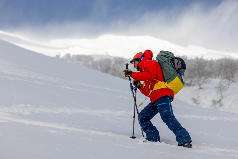 smith summit mips - the smith summit is well worth the weight on your ski tour.