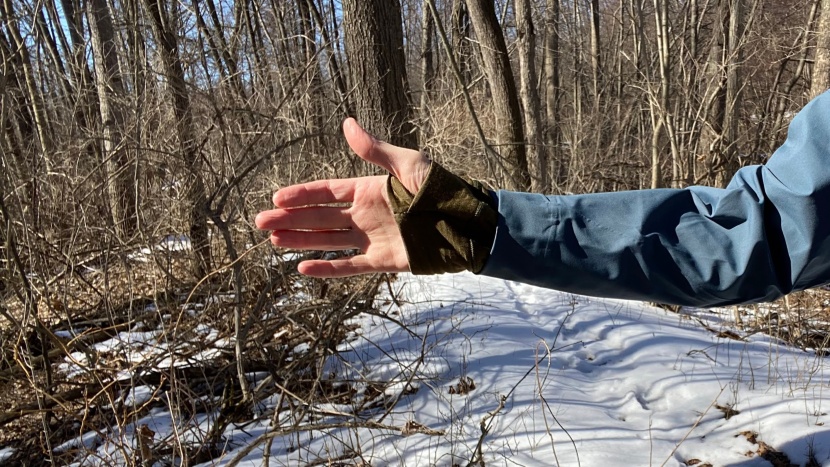 outdoor research vigor grid full zip hoodie - thumb loops in the cuffs make it easy to pull on a shell over this...