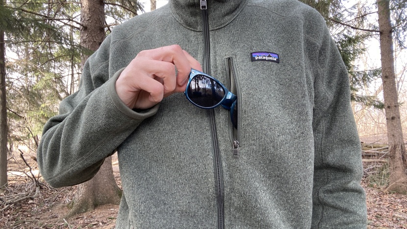 patagonia better sweater - a convenient chest pocket allows for easy access for small items...