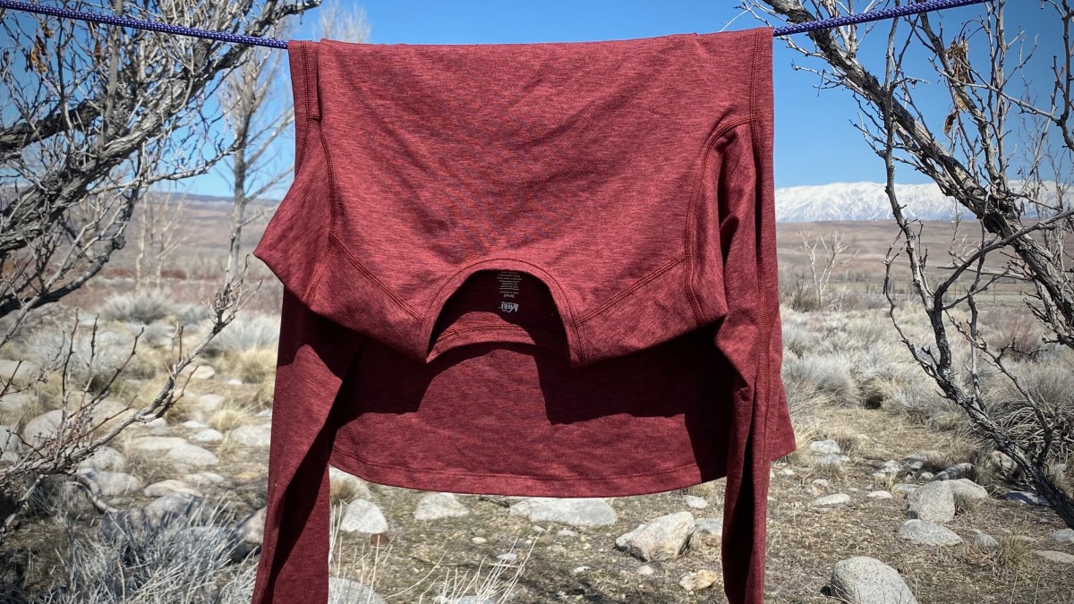 REI Co-op Midweight Base Layer Crew - Women's Review (One of our favorite affordable layer offers a competitive drying speed of 51 minutes on the line compared to 38...)