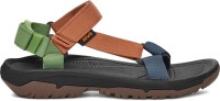 sandals mens