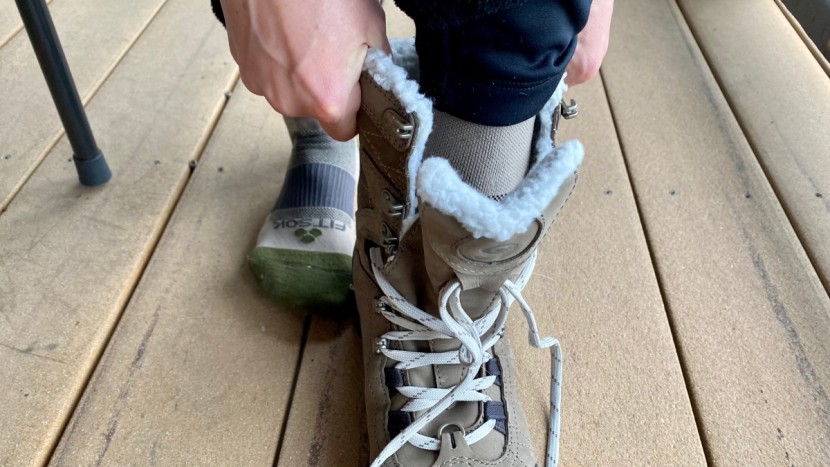 oboz bridger 9'' insulated waterproof for women - in order to get our foot into the bridger 9", we had to unlace the...