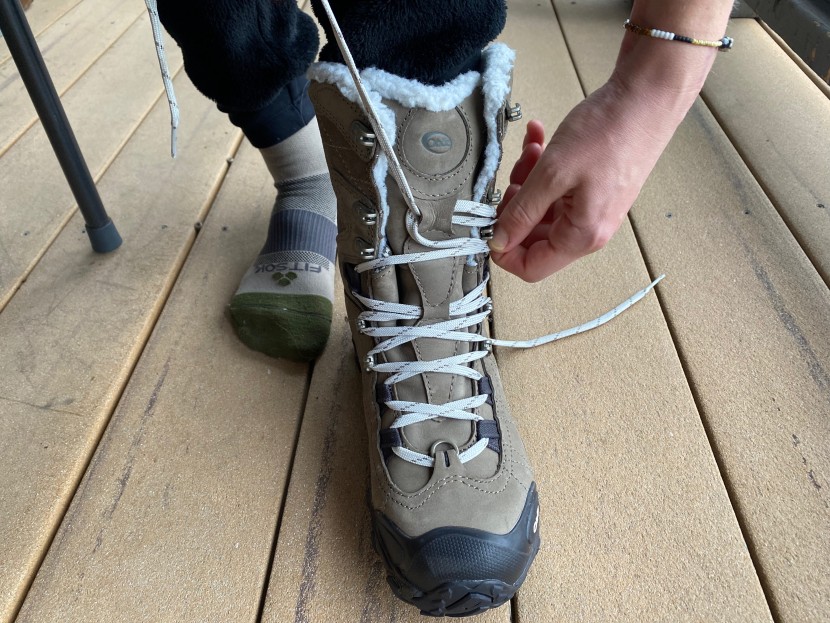 oboz bridger 9'' insulated waterproof for women - the configuration of the laces was one of the most frustrating...