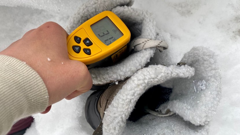 oboz bridger 9'' insulated waterproof for women - when measuring the change in internal temperature of the boot we...