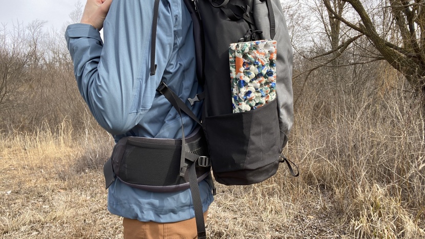 backpacking chair - the nemo chipper and other sit pads easily tuck away on the outside...