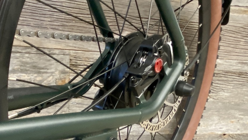 ride1up turris xr - the 750w geared motor is potent and low profile