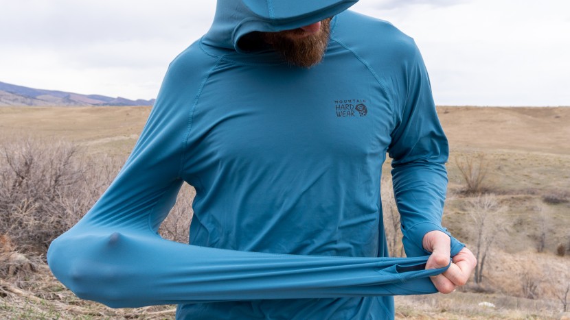 sun shirt men - the crater lake hoody is made with an incredibly stretchy material...