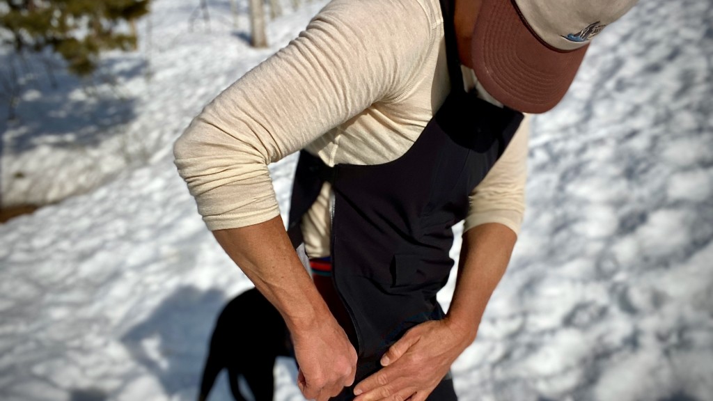 base layer womens - thanks to loosely woven merino wool, we love this layer for spring...