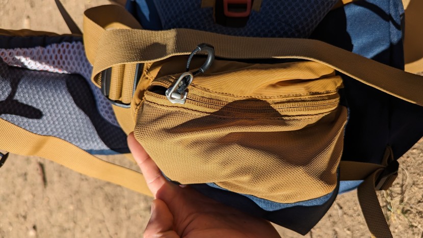 deuter aircontact core 65+10 - the hip belt pockets are made of the same stretchy mesh as the side...