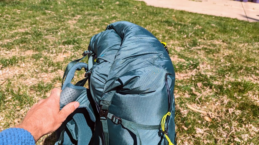 the lid-closure straps double as roll-top closure straps if you...